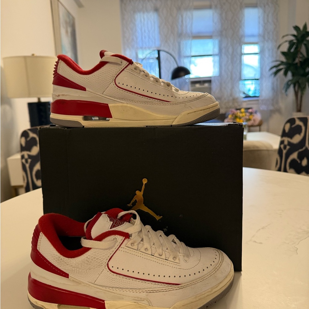 Jordan 2/3 low white/varsity/red/sail/cement gray. Size 6 kids.